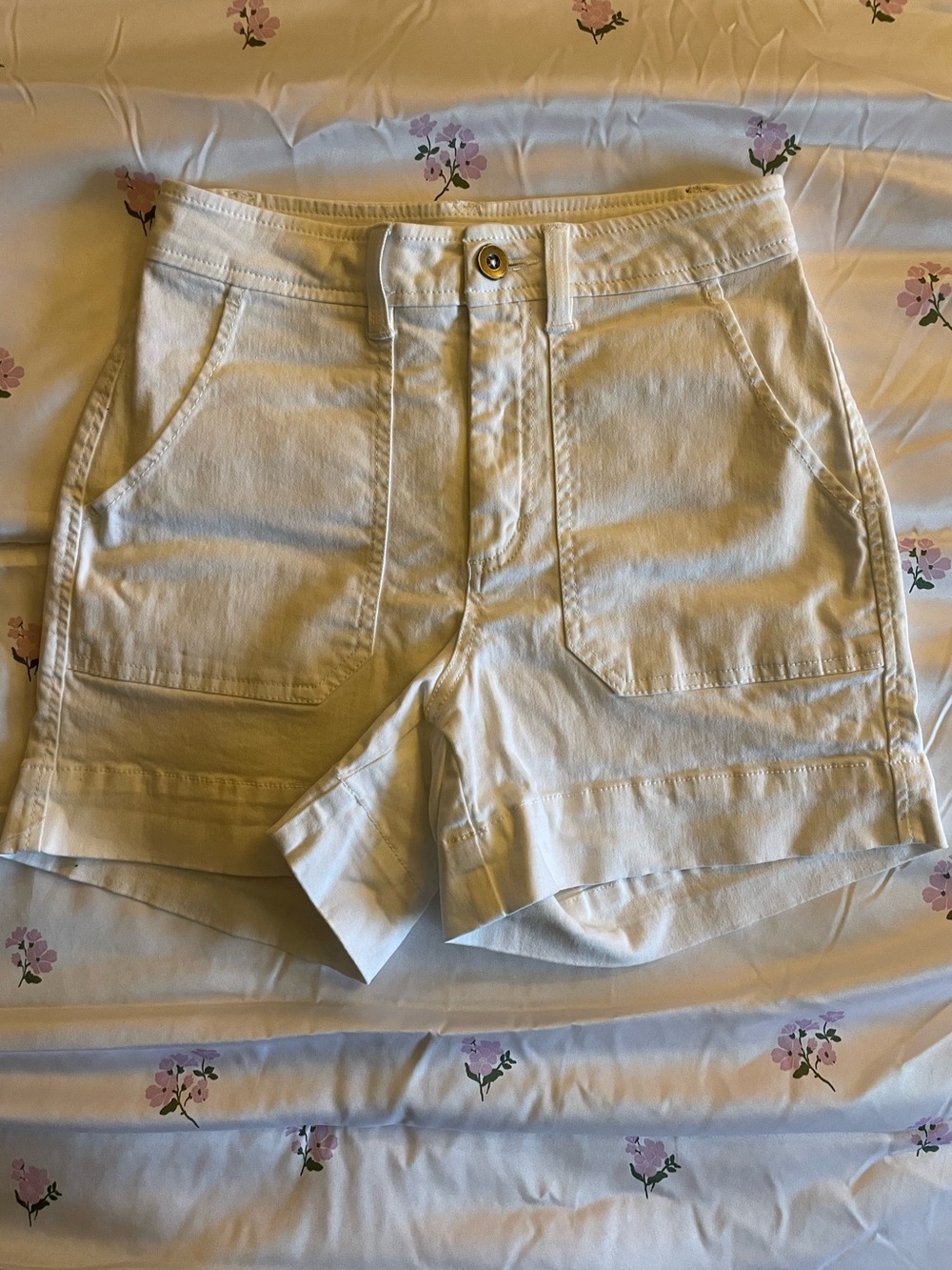 Market & Spruce | Women's White High-Rise Utility Shorts | White Shorts